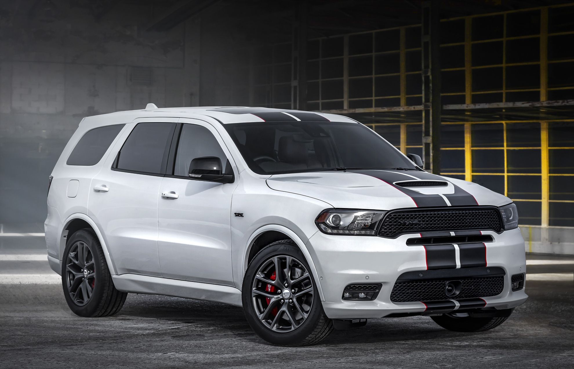 2020-dodge-durango-srt-gains-black-appearance-package-redline-stripe-option_10
