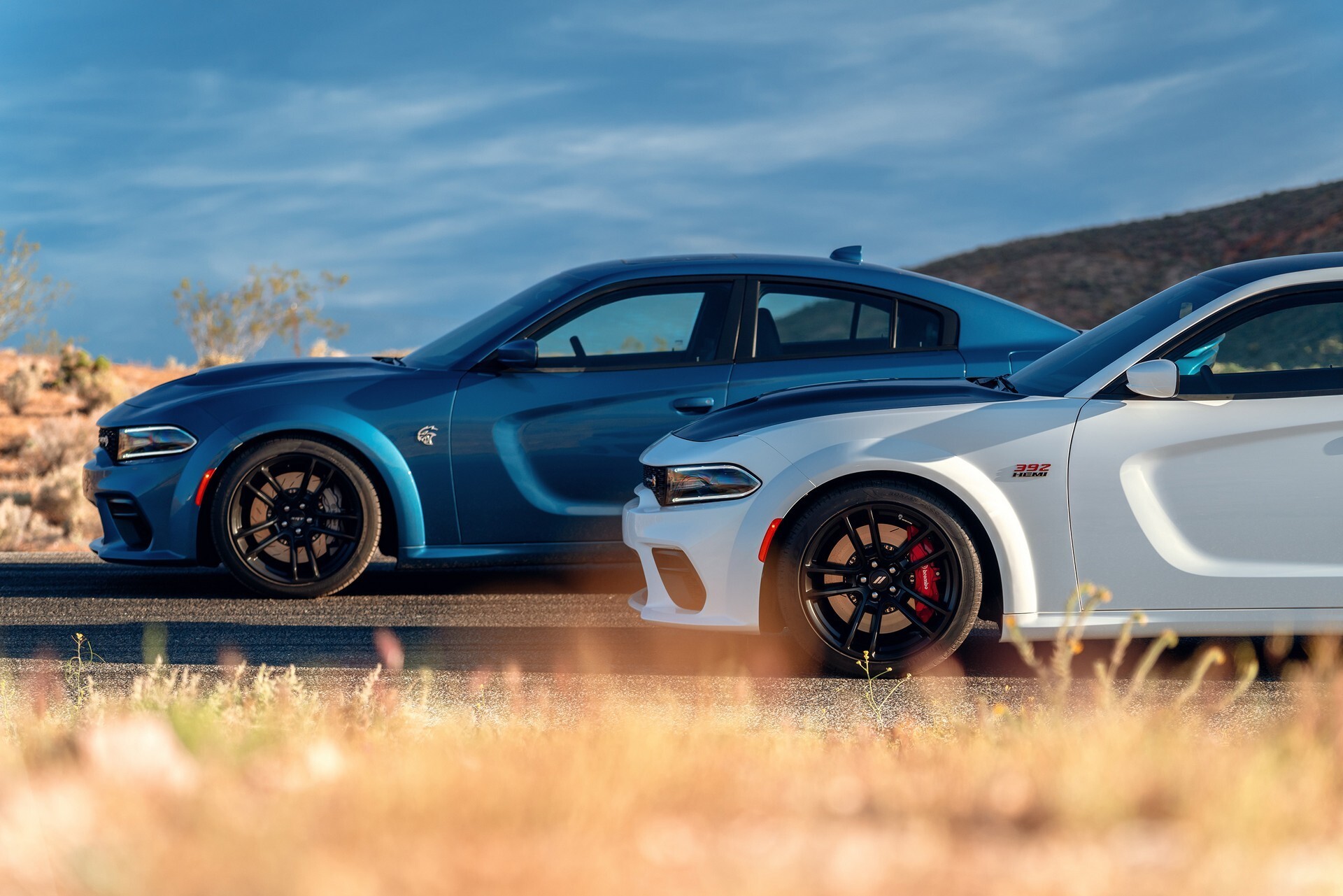 dodge-unveils-2020-charger-widebody-available-in-two-v8-engined-flavors_44