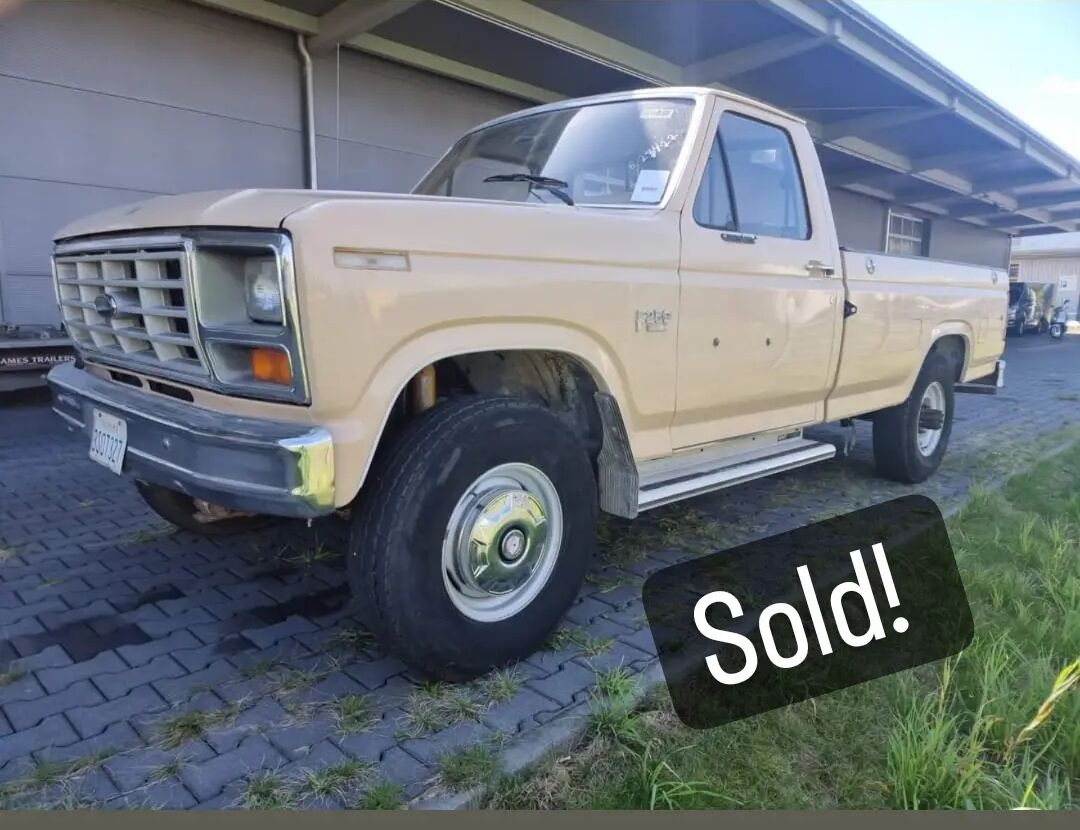 1985 Ford F250 - SOLD